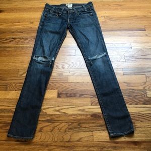 Low rise jeans